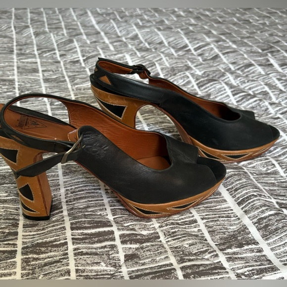 Fluevog Miracle Platform, Bunford - size 11 - Picture 3 of 5